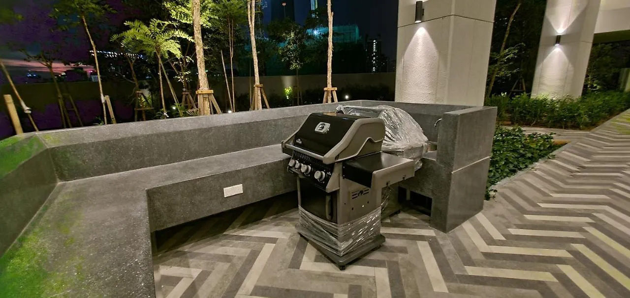 Lucentia Lalaport Bbcc, Stuning Infinity Pool Apartment Kuala Lumpur Malaysia