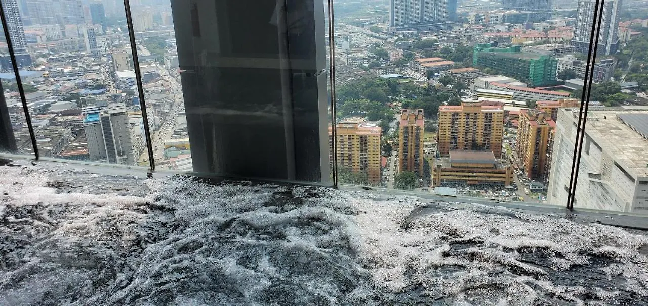 Lucentia Lalaport Bbcc, Stuning Infinity Pool Apartment Kuala Lumpur Malaysia