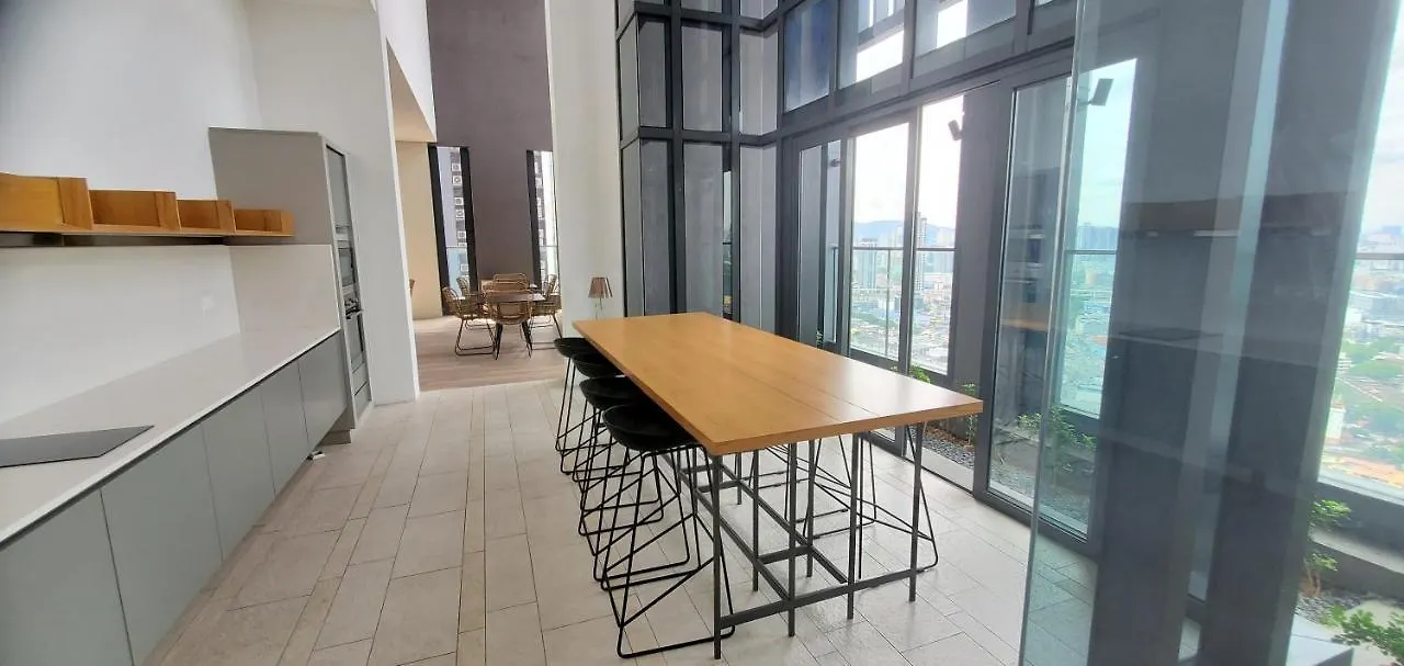 Lucentia Lalaport Bbcc, Stuning Infinity Pool Apartment Kuala Lumpur Malaysia