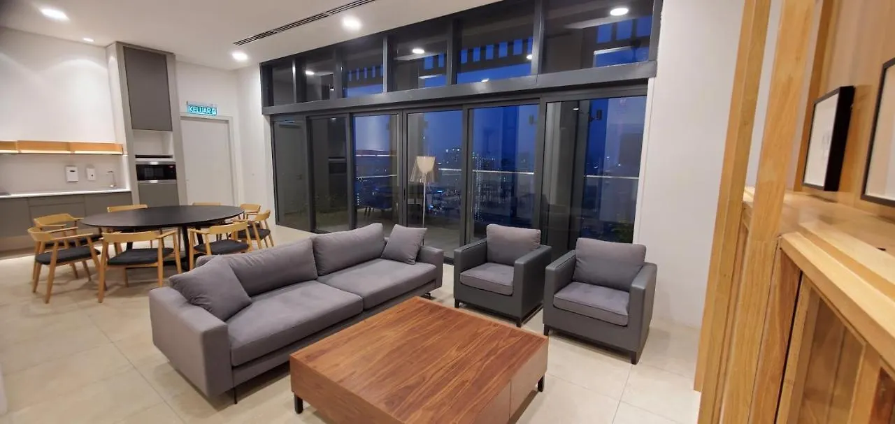 Lucentia Lalaport Bbcc, Stuning Infinity Pool Apartment Kuala Lumpur 0*,